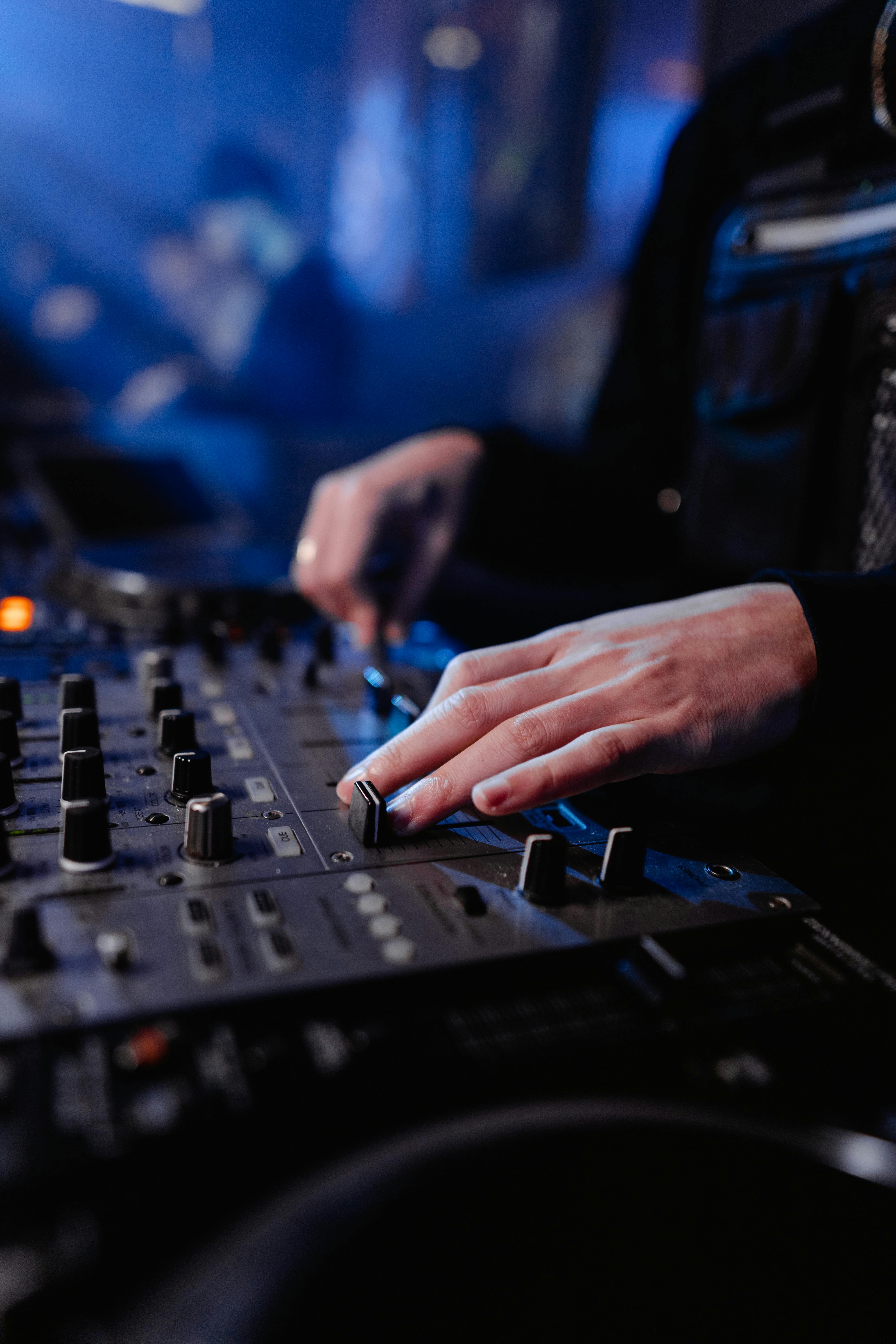 pexels-mart-production-7269734